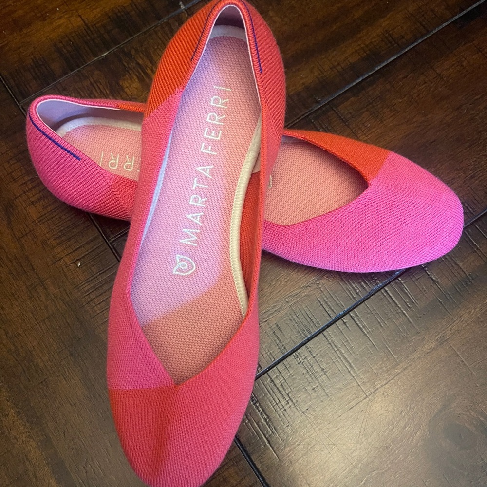 ROTHY’S x MARTA FERRI Merino Square Flats, Flame Azalea, size 9 - Picture 7 of 8